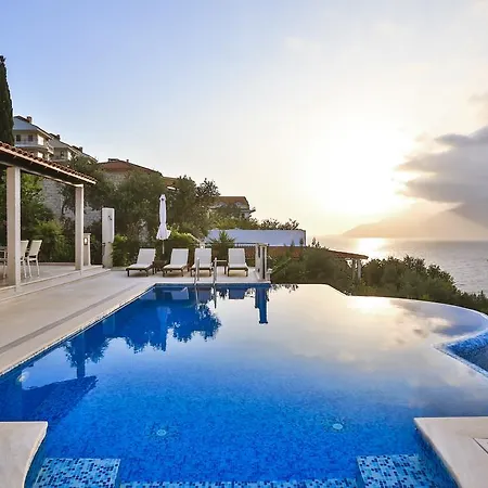 Bella Vista Villa